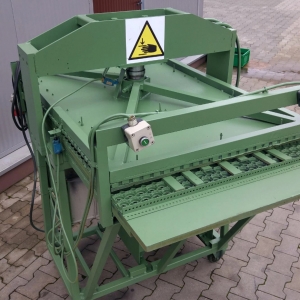 Prasa hydrauliczna 15 t do gumy, pap stół 1,5x0,9m